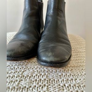 MADEWELL Chelsea boots size 7